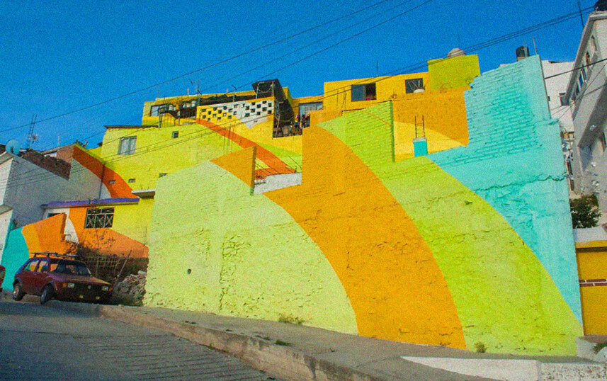Gobierno Mexicano le pide a unos artistas urbanos pintar 200 casas para unir a la comunidad