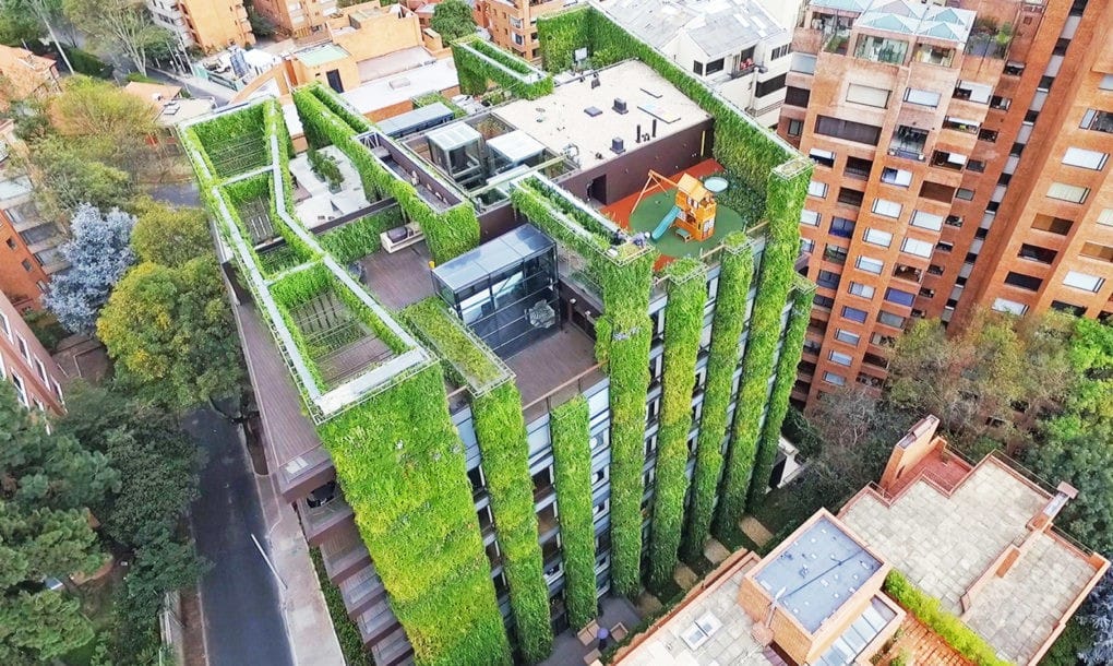 Bogotá constrói maior jardim vertical do mundo