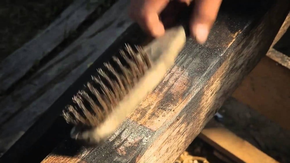 Hacer que la madera dure con fuego, no con pintura: una técnica japonesa