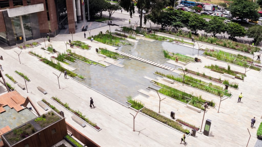 , «Pantanal urbano» da vida al centro empresarial de Bogotá