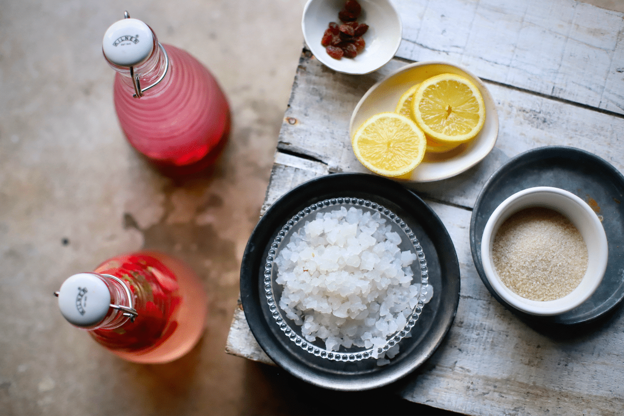 12 summer-kissed, fruity water kefir soda recipes to see you through the hottest days. Ease and adaptable. Fizzy and fun. #kefir #drinks #recipe #nondairy #guthealth