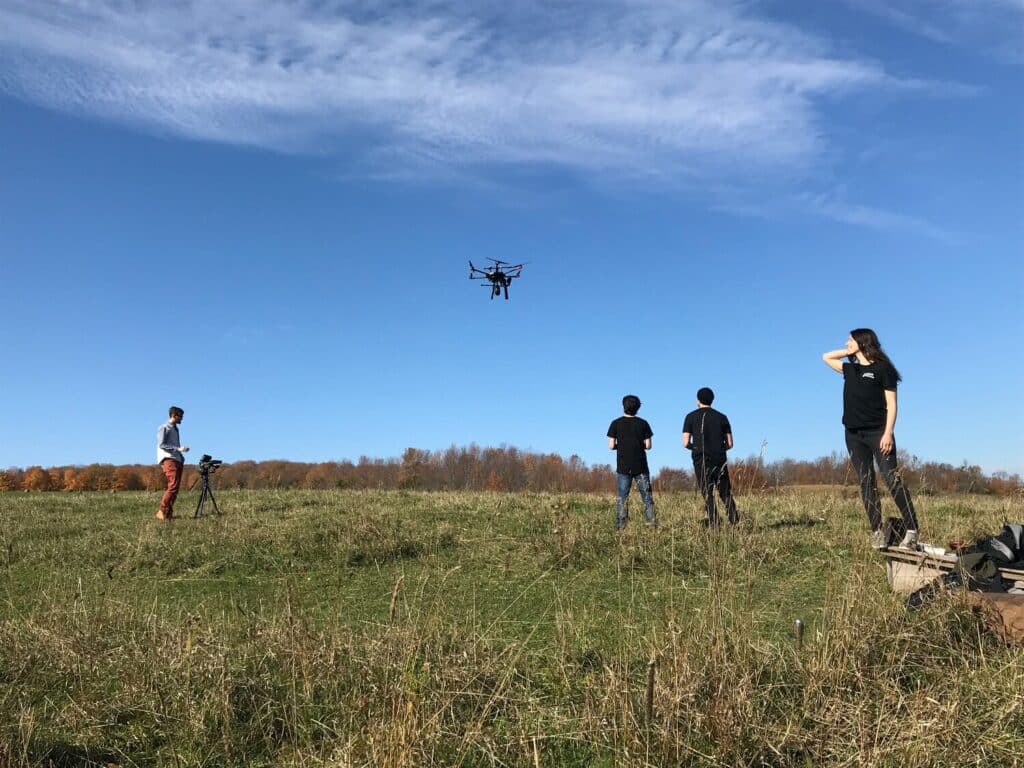 , En Canadá usarán Drones para plantar 40.000 árboles nativos!