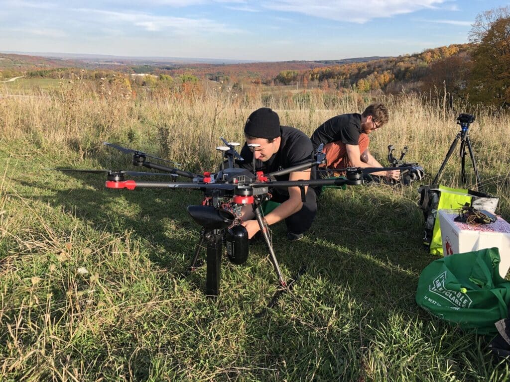 , En Canadá usarán Drones para plantar 40.000 árboles nativos!