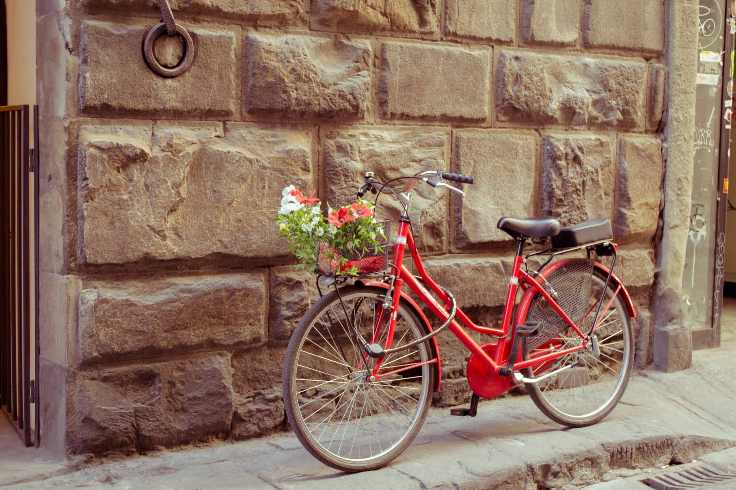 , Ciudad Italiana regala cerveza y helado a quienes viajen en bicicleta o transporte público