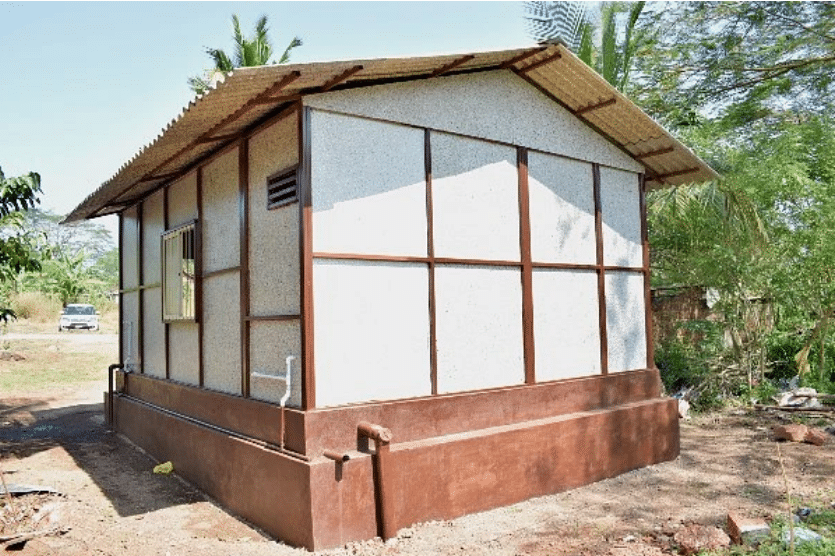 , Mujer en India construyó su casa con plástico 100% reciclado en tan solo 10 días