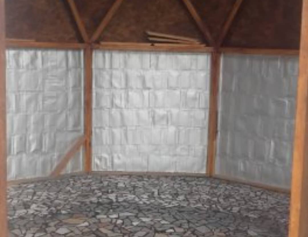 , Argentino Construyó un Domo reciclando cientos de tetra brick y réstos de cerámicos