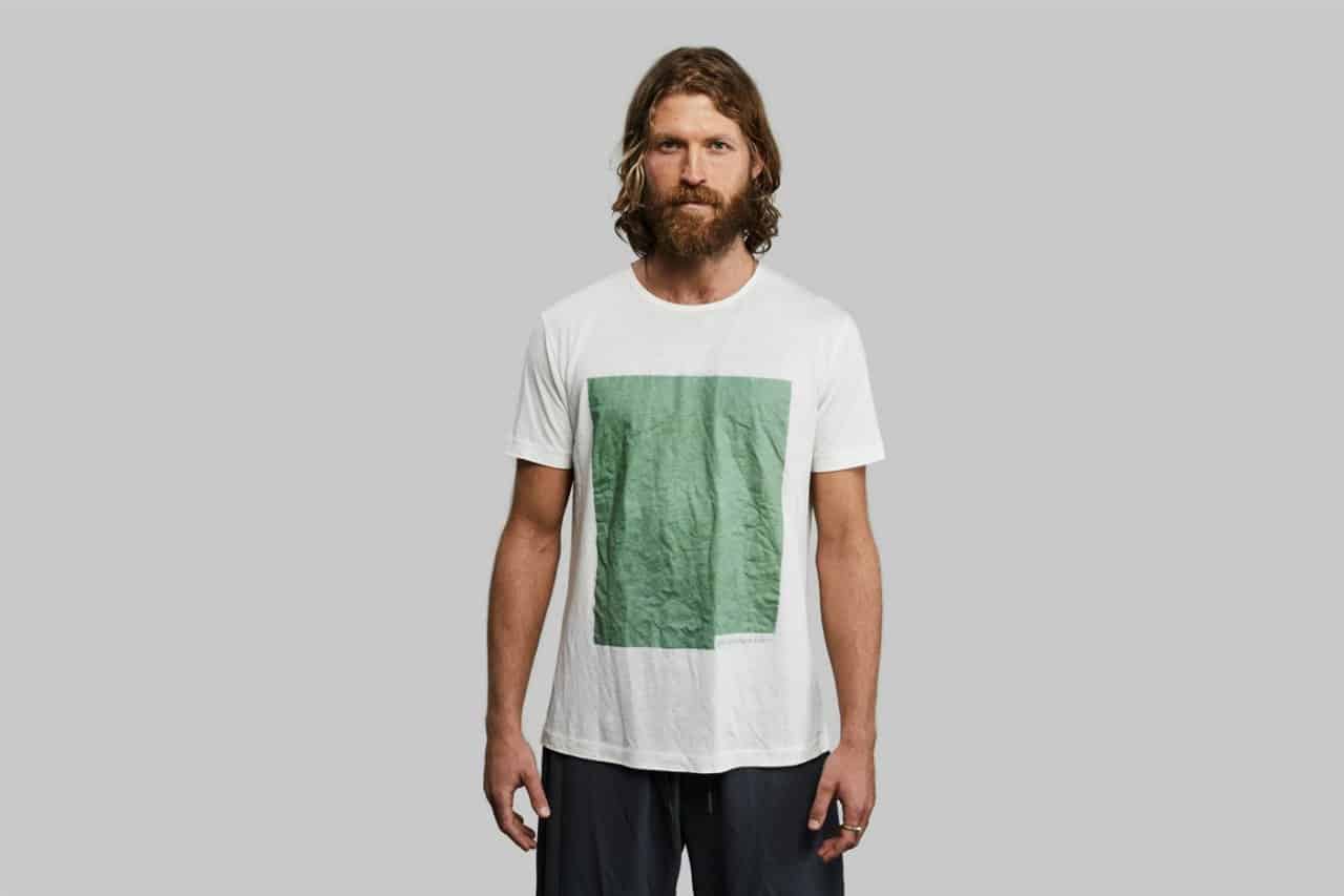 , Estas Camisetas hechas de algas fertilizan la tierra al terminar su vida útil