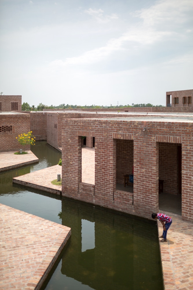 Hospital rural en Bangladesh gana premio a la mejor construcción del mundo
