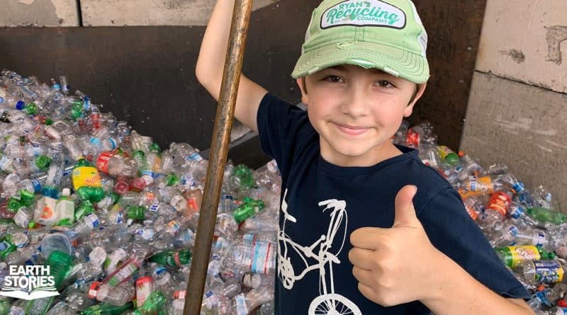 El CEO de 12 años, Ryan Hickman, que ha reciclado 1,6 millones de botellas