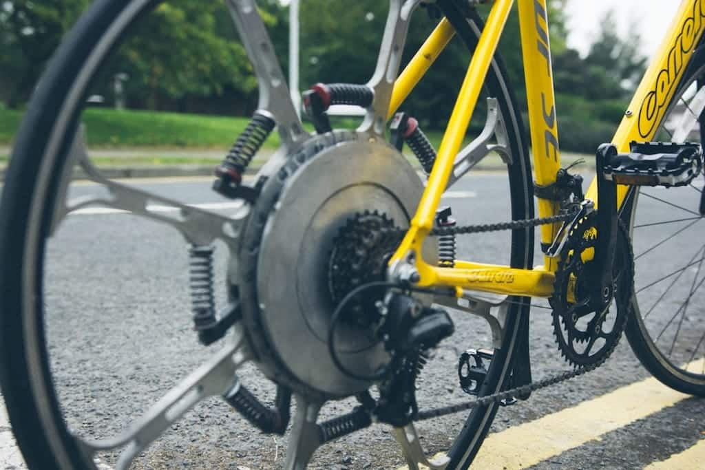 , SuperWheel, la «superrueda» que usa el peso del ciclista para propulsar la bicicleta